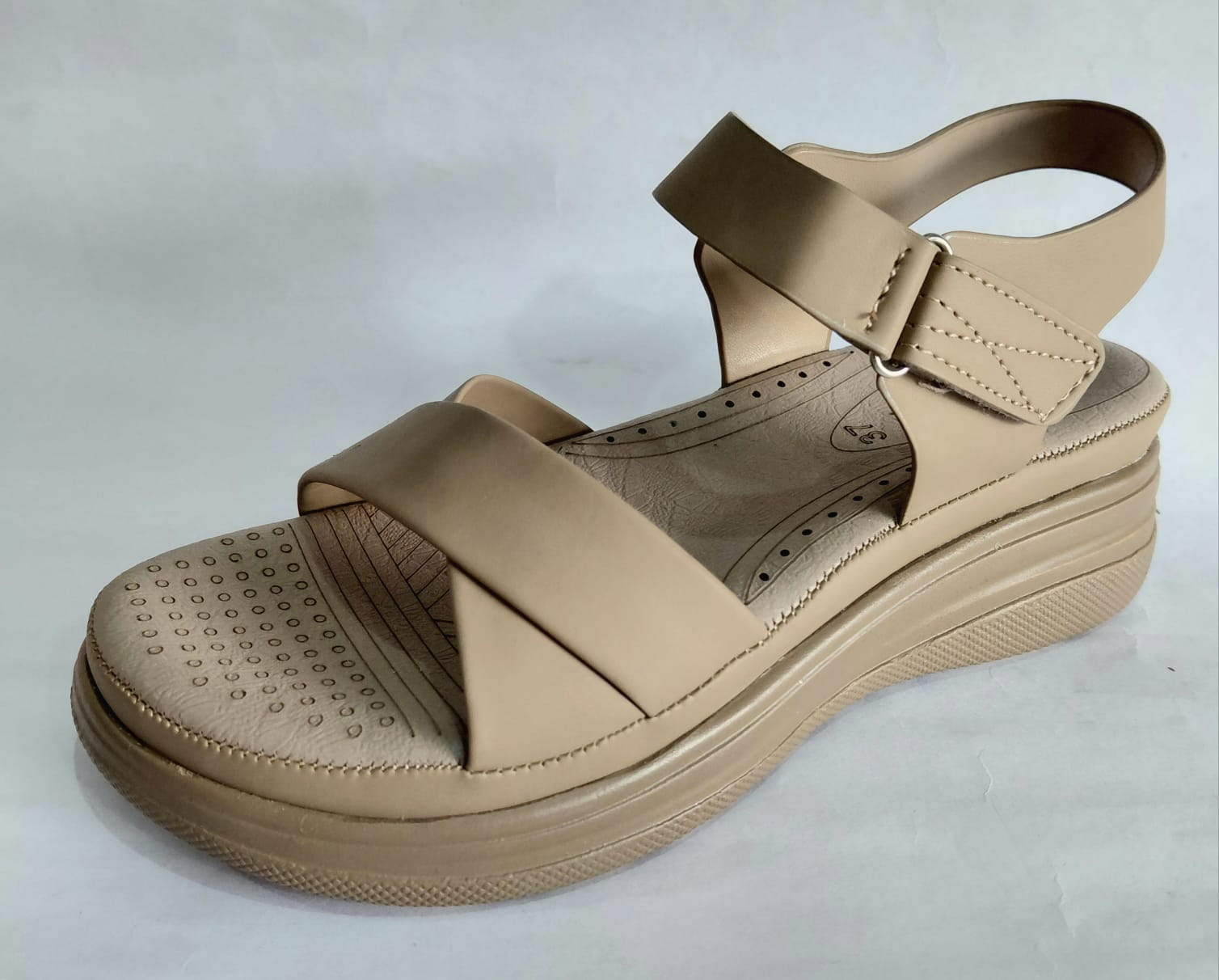 beige